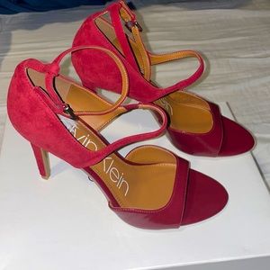 Red Calvin Klein heels 👠